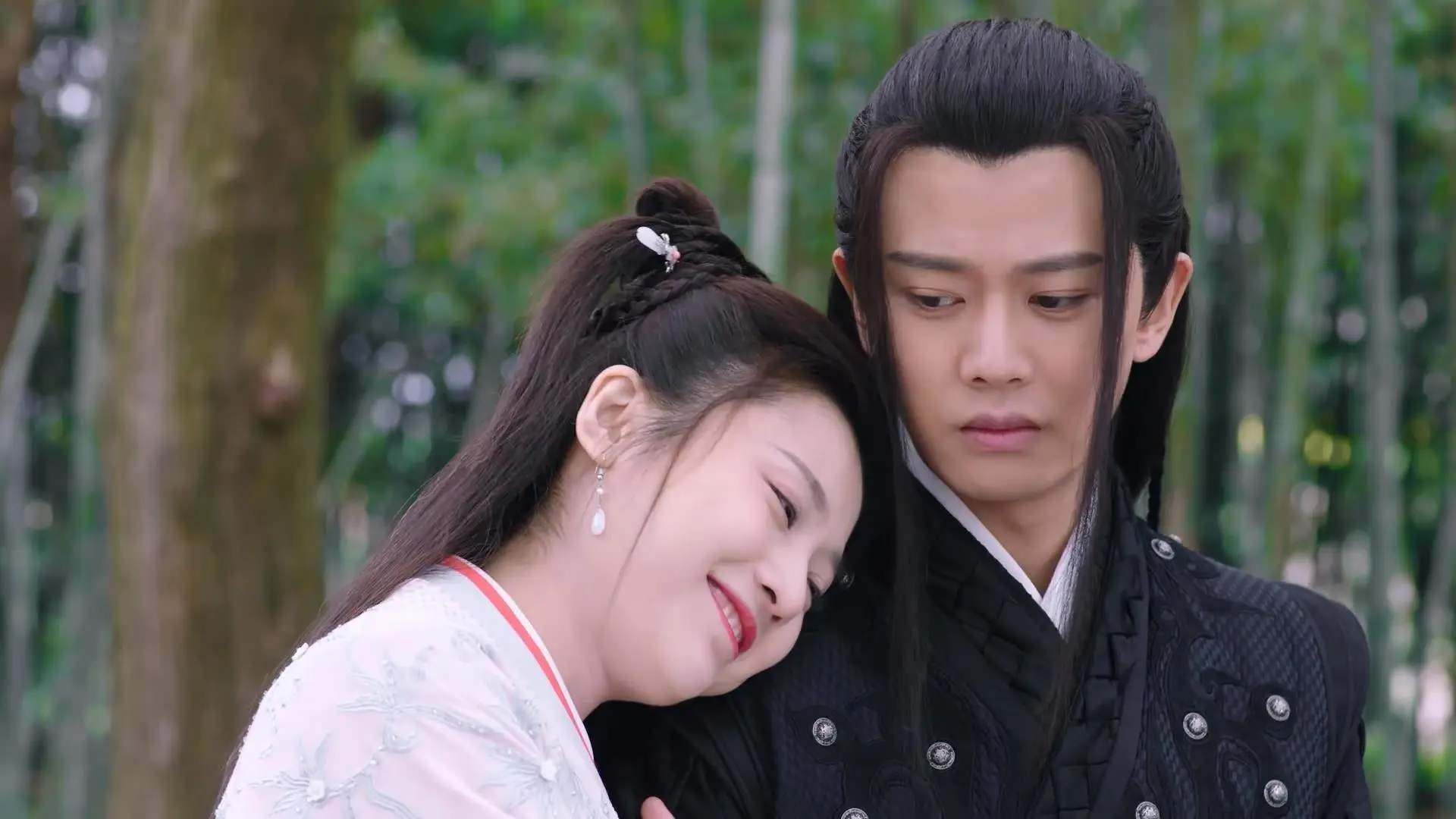 平行世界的哨声,当独行侠掀翻深圳队,戈贝尔的救赎穿越了篮球次元