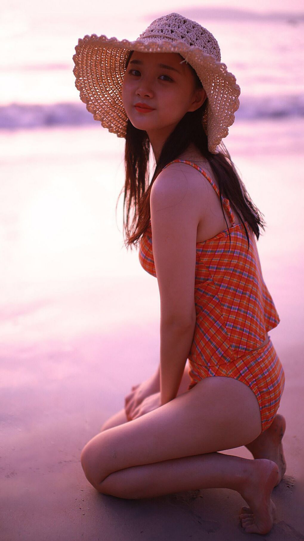 双线王者，从黄潜艇的火焰到温布利的加冕，贝林厄姆的蜕变交响曲