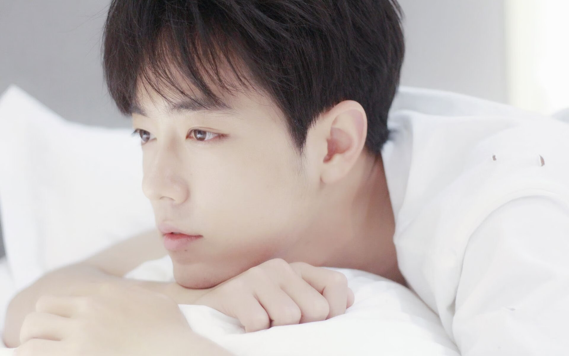 总决赛抢七1.7秒，当西亚卡姆射出那粒子弹，掘金王朝在马刺的血泊中诞生