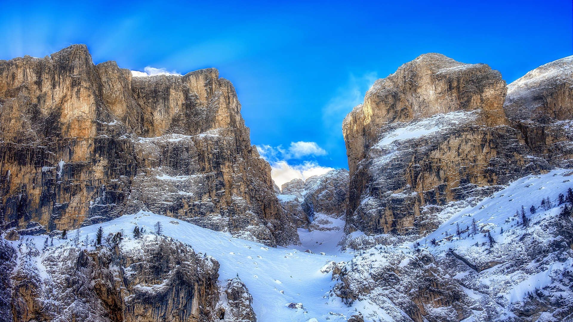 唯一性闪耀绿茵，萨拉赫带动全队节奏与葡萄牙压制拉齐奥的战术交响